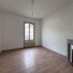 Rent 3 bedroom apartment of 49 m² in Dourdan