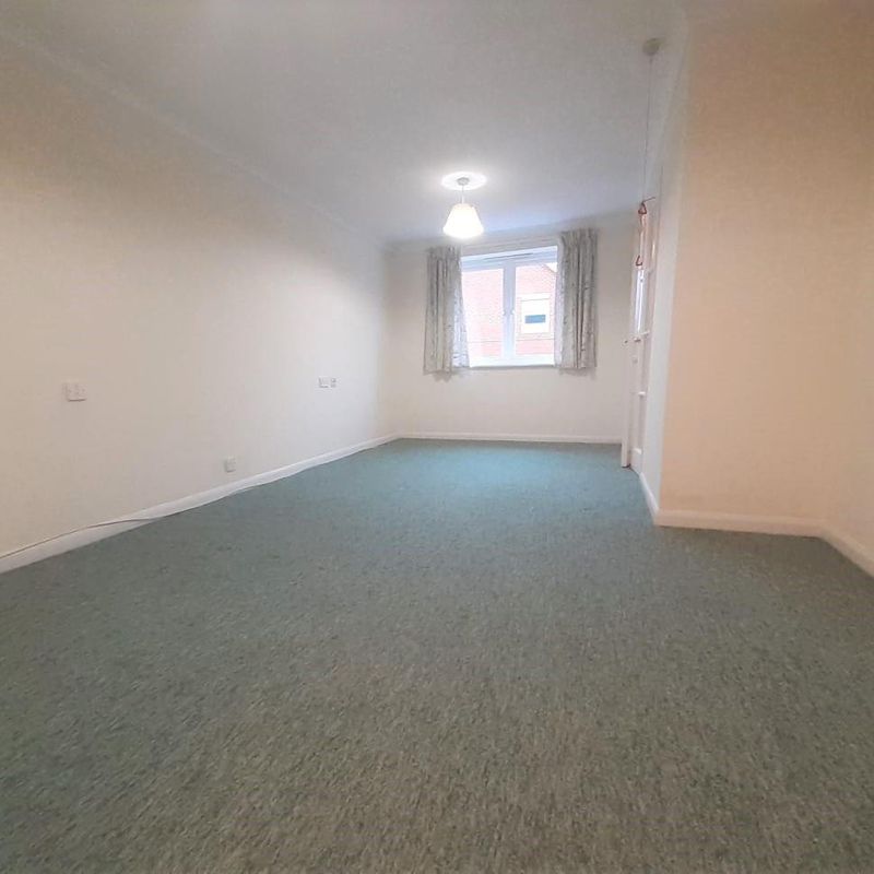 apartment at Florence Court. Willow Road, Aylesbury, HP19, United Kingdom