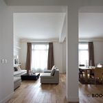 Appartement de 105 m² avec 2 chambre(s) en location à Paris