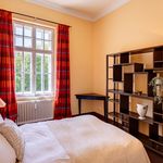Miete 6 Schlafzimmer haus von 235 m² in München