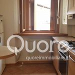 Affitto 3 camera appartamento di 100 m² in Udine