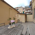 Affitto 3 camera appartamento di 100 m² in Alassio