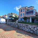 Rent 7 bedroom house of 350 m² in Trabzon