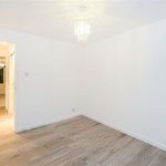 Rent 1 bedroom flat in Loughton