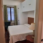 Rent 1 bedroom apartment of 80 m² in Padua