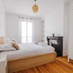 Rent 1 bedroom apartment of 43 m² in paris