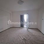 Rent 4 bedroom house of 150 m² in Quarto