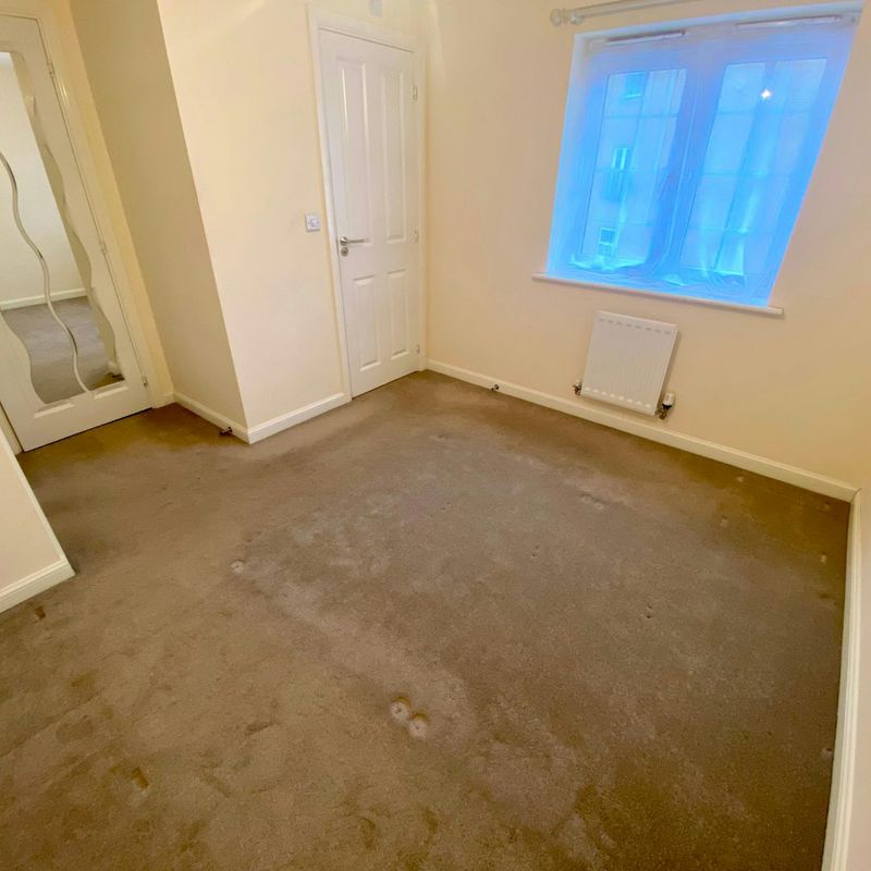 Town House to rent on Burrows Close Grantham,  NG31