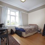 Rent 2 bedroom apartment in Rushcliffe