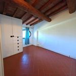 Affitto 5 camera appartamento di 100 m² in Perugia