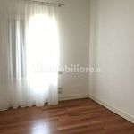 Affitto 4 camera appartamento di 90 m² in Treviso