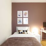 Rent 3 bedroom house of 50 m² in Harbiye