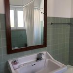 Rent a room of 80 m² in Lisbon