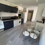 Appartement de 81 m² avec 3 chambre(s) en location à Toulon