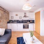 Rent 1 bedroom apartment of 100 m² in Leeds