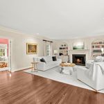 Rent 5 bedroom apartment of 503 m² in Bronxville