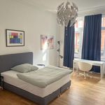 Rent 6 bedroom apartment of 280 m² in Frankfurt