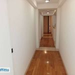 Rent 6 bedroom apartment of 280 m² in Napoli