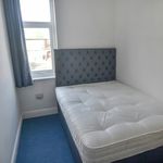 Rent 4 bedroom student apartment in Manchester
