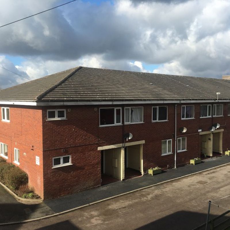 2 Bed Property to Rent in Knoll Close, Staffordshire Chasetown