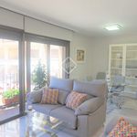 Rent 2 bedroom apartment of 91 m² in Valencia