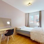 Appartement de 138 m² avec 7 chambre(s) en location à Lille