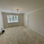 Rent 4 bedroom apartment in North Hertfordshire District