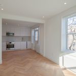 Rent 3 bedroom apartment of 73 m² in Montreal