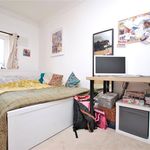 Rent 3 bedroom house in Guildford