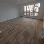 Rent 2 bedroom apartment of 50 m² in VERSAILLES
