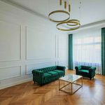Rent 3 bedroom apartment of 105 m² in Budapest