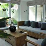 Rent 1 bedroom house of 140 m² in Khlong Tan Nuea