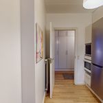 Rent 2 bedroom apartment of 91 m² in Hellerup