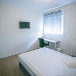 Appartement de 170 m² avec 7 chambre(s) en location à Brest