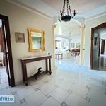 Rent 3 bedroom apartment of 165 m² in Napoli