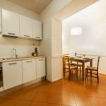 Affitto 3 camera appartamento di 61 m² in Florence