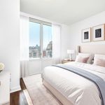Rent 3 bedroom apartment of 202 m² in New York
