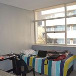 Rent 2 bedroom apartment of 655 m² in Johannesburg