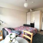 Rent 1 bedroom apartment of 40 m² in Dublin