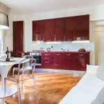 Rent 1 bedroom apartment of 52 m² in Firenze