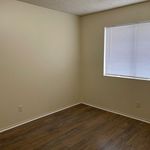 Rent a room of 78 m² in Bakersfield