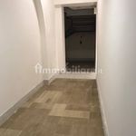 Affitto 5 camera appartamento di 400 m² in Benevento