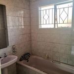 Rent 3 bedroom house in Soweto