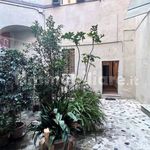 Affitto 2 camera appartamento di 80 m² in Siena