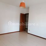 Affitto 3 camera appartamento di 100 m² in Campobasso