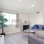 Rent 2 bedroom apartment of 78 m² in Huntington Beach
