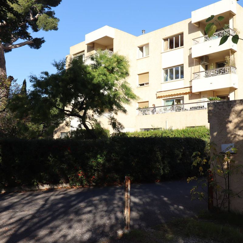 A louer appartement 3 pièces 83 m² Petit Bosquet / Montolivet 13012 Marseille Marseille 1er