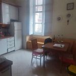 Rent a room of 100 m² in Napoli