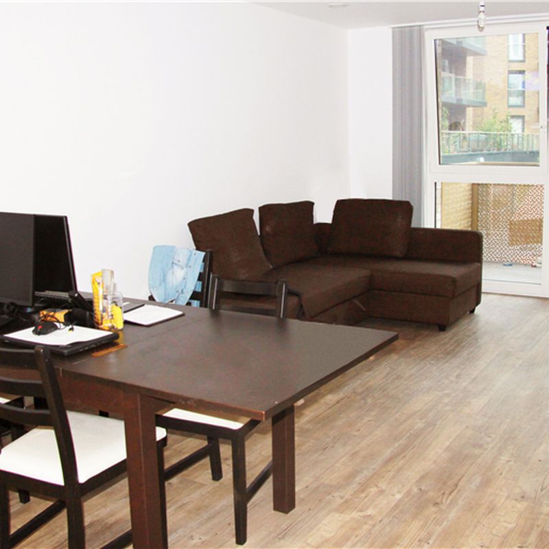apartment for rent at Pell Street, London , SE8 5EN, UK Surrey Quays