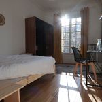 Appartement de 15 m² avec 3 chambre(s) en location à Paris